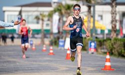 Ayvalık'ta Müthiş Mücadele! Triatlon Türkiye Kupası'nda Ödüller Sahiplerini Buldu