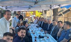 Mustafa Canbey memleketi İvrindi'de bayramlaşma programına katıldı