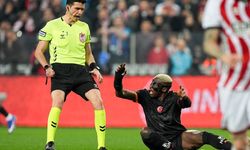 Galatasaray'ın Şampiyonluk Planları Suya Düştü! Samsunspor'a 4-1 Mağlup Oldu!