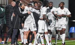 İstanbul'da Yenişemediler: Kasımpaşa Ve Kocaelispor 1-1'lik Eşitlikle Puanları Paylaştı!