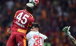 RAMS Park'ta Soğuk Duş! Galatasaray - Antalyaspor Maçında İlk Yarı Sonucu: Şampiyonluk Kutlamalarına Antalyaspor Freni!