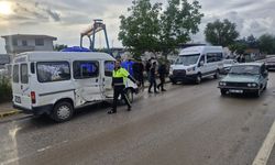 Tokat Erbaa'da Korkunç Kaza: İki Minibüs Çarpıştı, 11 Yaralı!