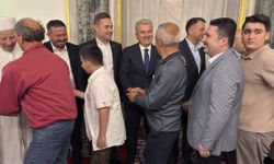 Balıkesir’de Bayram Coşkusu! Zağnos Paşa Camii’nde Binlerce Vatandaş Bir Araya Geldi!