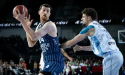 Anadolu Efes Yarı Finalde! Türk Telekom'u Deplasmanda Devirdi!
