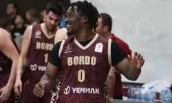 Bandırma'da Şampiyonluk Coşkusu: Bandırma Bordo Kutlamasında Demet Akalın Sahne Alacak!