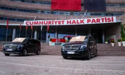 Kılıçdaroğlu'ndan CHP'de Şok Hamle! "Haram Araç" Yazısıyla Lüks Minibüsleri Satışa Çıkardı!