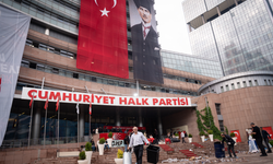 CHP Genel Merkez binasında temizlik, bakım, onarım zamanı!