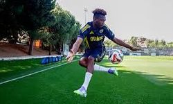 Fenerbahçe'de Dorgeles Nene Ameliyat Oldu: Kulüpten Resmi Açıklama Geldi