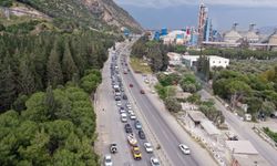 Bodrum, Marmaris ve Kuşadası'na Gidecekler Dikkat! O Noktada Trafik Durma Noktasına Geldi
