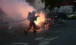 Paris'te Şampiyonluk Kutlaması Kabusa Döndü! PSG Zaferi Sonrası 426 Gözaltı: Fransa Sokaklarındaki O Kaosun Detayları: