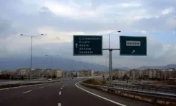 SON DAKİKA! İzmir Çevre Yolu Ücretli mi Oluyor? Deniz Yavuzyılmaz Rakam Vererek Açıkladı!