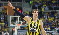 Bir Devrin Sonu! Fenerbahçe Efsanesi Jan Vesely Emeklilik Kararını Resmen Açıkladı: EuroLeague’de Yaprak Dökümü!