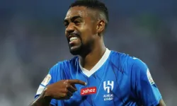 Göztepe, Noah Sonko Sundberg Transferinde Mutlu Sona Ulaştı! Stoker Krizi Bitti, Oyuncu İzmir'de!