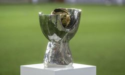Süper Kupa'da Dev Eşleşmeler Belli Oldu! Fenerbahçe-Trabzonspor ve Galatasaray-Konyaspor Kapışması Nefes Kesecek!