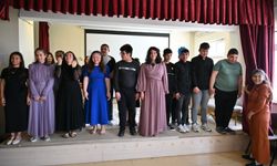 Türkiye’de Örnek Gösterildi: Bigadiçli Özel Öğrencilerden Muhteşem "Kül Kedisi" Performansı!