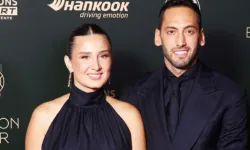 Kaptan Hakan Çalhanoğlu’nun Eşinden Zehir Zemberek Çıkış: "Dün Alkışladığınızı Bugün Suçluyorsunuz!"