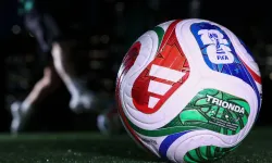 Süper Lig'de Teknoloji Devrimi: Dünya Kupası'nın Çipli Topu ve Gol Çizgisi Sistemi Türkiye'ye Geliyor!