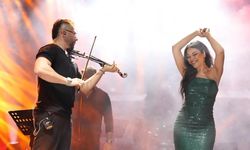 Bandırma’da Zara Rüzgarı! Kuşcenneti Festivali’nde Unutulmaz Gece