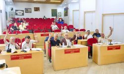 Burhaniye Belediyespor’da Yeni Dönem Başladı: İşte Yeni Yönetim Kadrosu