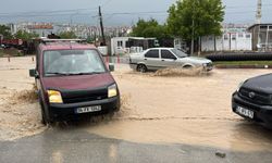Niğde'de Sel Felaketi: Gümüşler Beldesi Sular Altında! 1 Ölü, 6 Yaralı Var!
