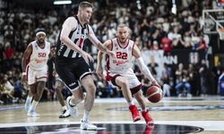Akatlar'da Tarihi Geri Dönüş! Beşiktaş GAİN 2-1'den Gelip Finale Yükseldi: Devon Dotson Bahçeşehir'i Tek Başına Yıktı!