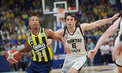 Fenerbahçe Beko Evinde Parkeyi Alev Aldırdı, Beşiktaş GAİN’i Farklı Geçerek Seriyi Eşitledi! (93-68)