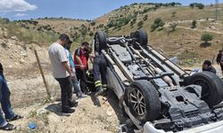 Siirt'te Feci Kaza: Devrilen Pikapta Sıkışan Sürücüyü Ekipler Kurtardı!