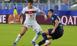 Türkiye Paraguay Karşısında İlk Yarıyı 1-0 Geride Kapattı Ama Rakip Kırmızı Kartla Yıkıldı!