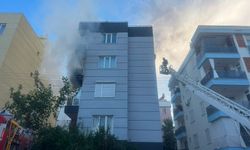 Antalya Muratpaşa’da Korkutan Yangın: Dumanların Arasında Mahsur Kalanlar Tahliye Edildi