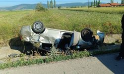 Afyonkarahisar’da Feci Kaza: Kontrolden Çıkıp Takla Atan Otomobilde 1 Ölü, 2'si Çocuk 3 Yaralı!
