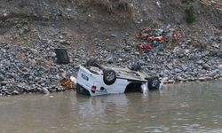 Hatay’da Feci Kaza! Kontrolden Çıkan Araç Karaçay Nehri’ne Uçtu: 55 Yaşındaki Sürücüden Acı Haber Geldi!