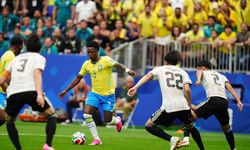Brezilya Fişi Uzatmalarda Çekti! Japonya'yı 2-1 Mağlup Ederek Son 16 Turuna Yükseldi!
