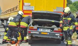 Samsun’da Feci Kaza: Park Halindeki Tıra Çarpan Otomobildeki Karı Koca Hayatını Kaybetti