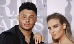 Dünyaca Ünlü Şarkıcı Perrie Edwards, Süper Lig’in Eski Yıldızı Alex Oxlade-Chamberlain İle Evlendi!