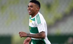 8 Transfer Sonrası Durmaya Niyeti Yok! Trabzonspor Sağ Kanat İçin Lechia Gdansk'ın Yıldızı Camilo Mena'ya Kancayı Taktı