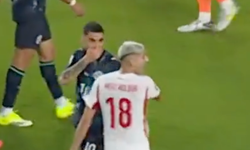 Kırmızı Kartın Sırrı Çözüldü! Paraguaylı Almiron, Mert Müldür'e Ne Dedi? IFAB'ın Yeni Ağız Kapatma Kuralı Nedir?