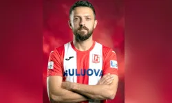 Balıkesirspor Yılın Golcü Transferini Bitirdi! 3. Lig'in Gol Makinesi Emre Gemici Kırmızı-Beyazlı Formayı Giydi!