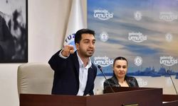 İsmail Saymaz'dan Transfer İddiası! CHP'li Tuzla Belediye Başkanı Eren Ali Bingöl AK Parti’ye mi Geçiyor?