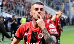 Trabzonspor’dan Transfer Bombası! Ernest Muçi, Saviolo Ve Malinovskyi Sonrası Metehan Mimaroğlu’da İmzayı Attı!