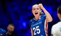 VakıfBank Yeni Pasör Çaprazını Buldu! Çek Yıldız Monika Brancuska İmzayı Attı!