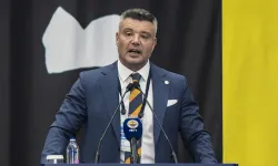 Fenerbahçe Başkanı Sadettin Saran Resmen Veda Etti! "İlk Kez Açıklıyorum" Diyerek Kürsüden İstifasını Duyurdu!