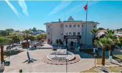 Son Dakika: Seferihisar Belediyesi'ne 6 Milyonluk Rüşvet Operasyonu! Veli Ağbaba’nın Danışmanı Gözaltında!