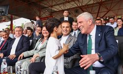 Ahmet Akın ve Müsavat Dervişoğlu Kırkpınar'da yan yana