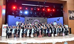 BAÜN’DE MEZUNİYET GURURU! | Veteriner Fakültesi Yeni Mezunlarını Büyük Coşkuyla Uğurladı