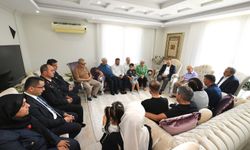 Balıkesir'de Vefa Ziyareti! Vali Ustaoğlu ve Protokol Üyelerinden 15 Temmuz Şehidi Mahmut Eren'in Ailesini Ziyaret Etti!