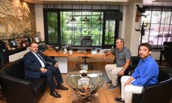 Balıkesir Valisi İsmail Ustaoğlu’ndan Şeremet Ailesine Taziye Ziyareti