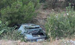 Aydın'ın Söke İlçesinde Otomobil Şarampole Devrildi: 3 Yaralı