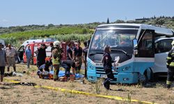 Manisa’da Feci Kaza! Minibüs ile Panelvan Çarpıştı: Ölü ve Yaralılar Var, Ekipler Alarmda!