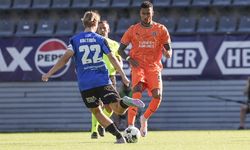 Başakşehir Finlandiya’da Zorlu Sınavda: İlk Yarıyı Inter Turku Karşısında 1-0 Geride Kapattı