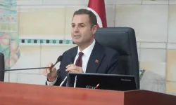 Ahmet Akın'dan AK Parti Grubu'na sitem: CHP Grubu'nu zan altında bıraktınız!